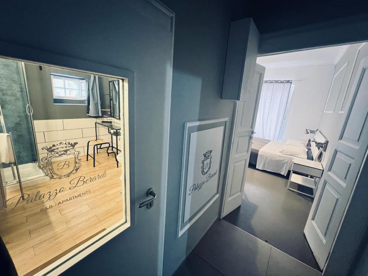 Palazzo Berardi Bed & Breakfast Taranto Luaran gambar